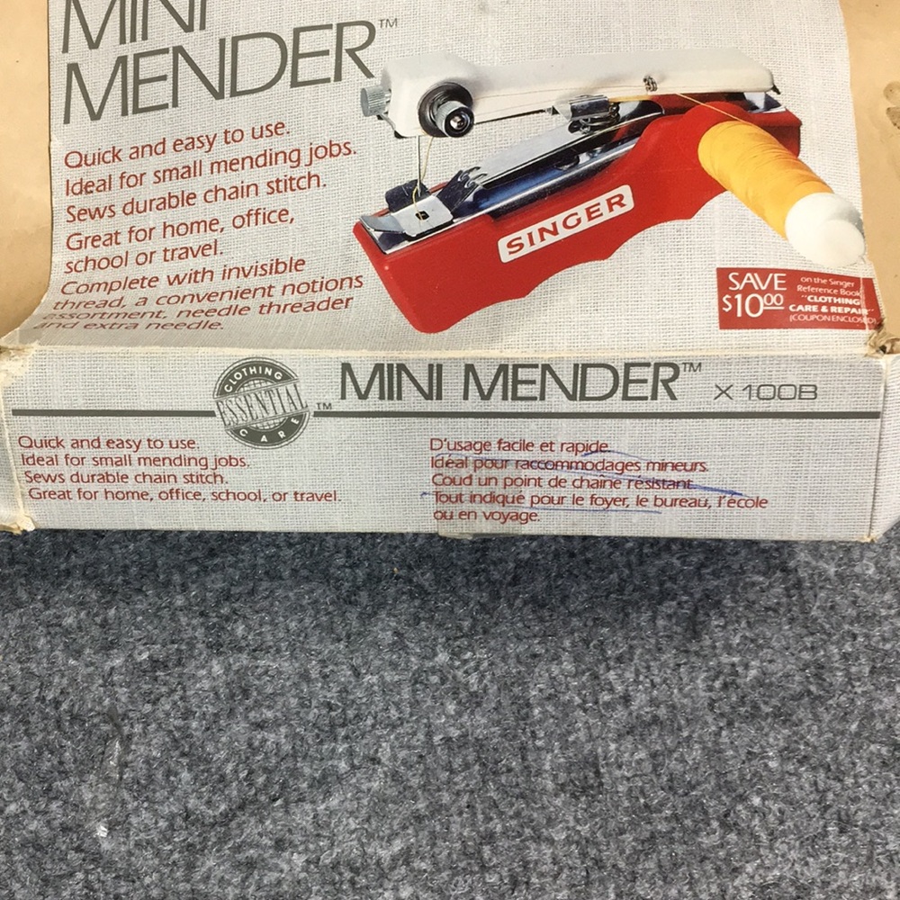 Singer Sewing Mini Mender - Picture 5 of 6